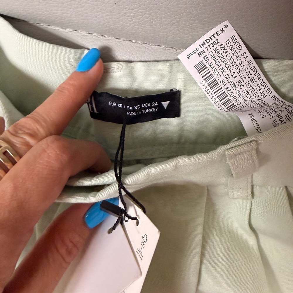 NWT Zara Women's XS Light Green Bermuda high waist Shorts - Picture 3 of 7
